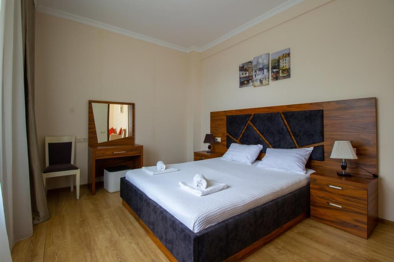 Golden Fleece Hotel Ureki Eksteriør billede